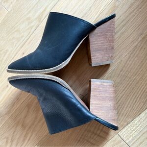 BP. Black Leather Mules